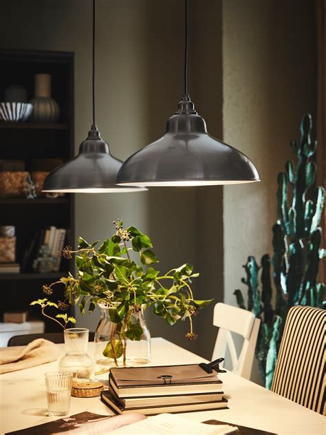Pendant and ceiling lamps .